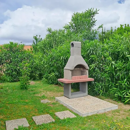 Mimosa - Aria Condizionata, Giardino, Biciclette E Posti Auto Coperti