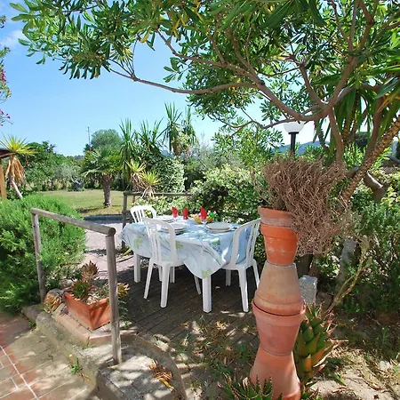 Mimosa - Aria Condizionata, Giardino, Biciclette E Posti Auto Coperti Lägenhet